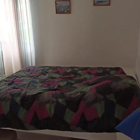 Apartment 70 M With Garden And View Near Downtown